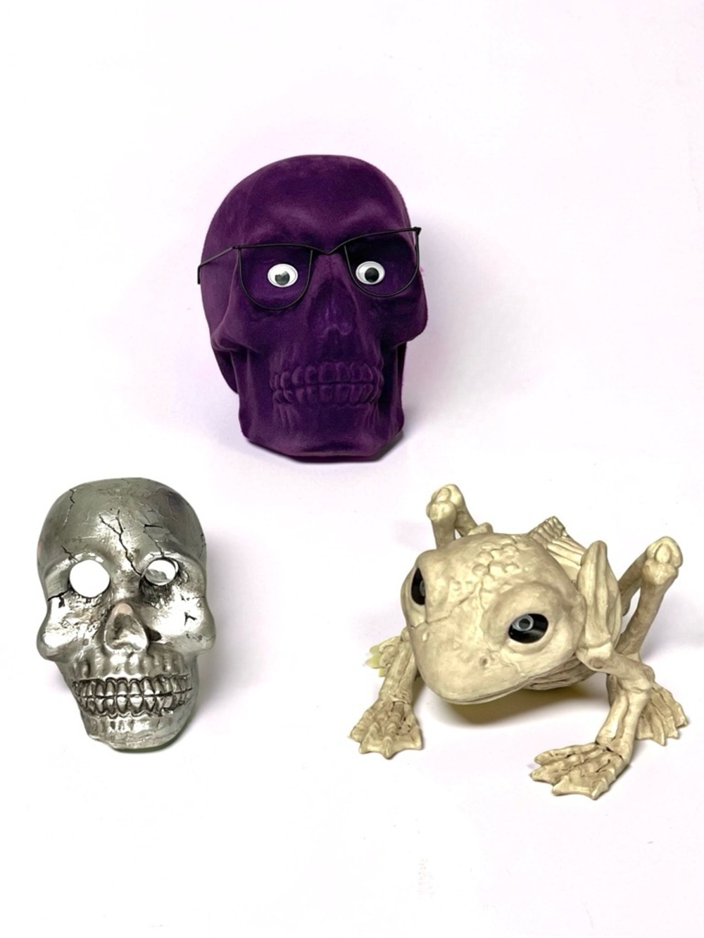 Halloween Decor Lot•Purple Velvet Skull, Silver Skull Candle & Skeleton Frog